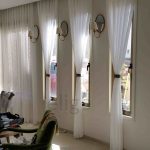 כנף יחיד לחלונות צרים וגבוהים